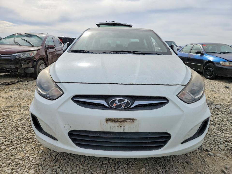 Продаж на аукціоні авто 2013 Hyundai Accent, vin: KMHCT4AE3DU284286, номер лоту: 71106366