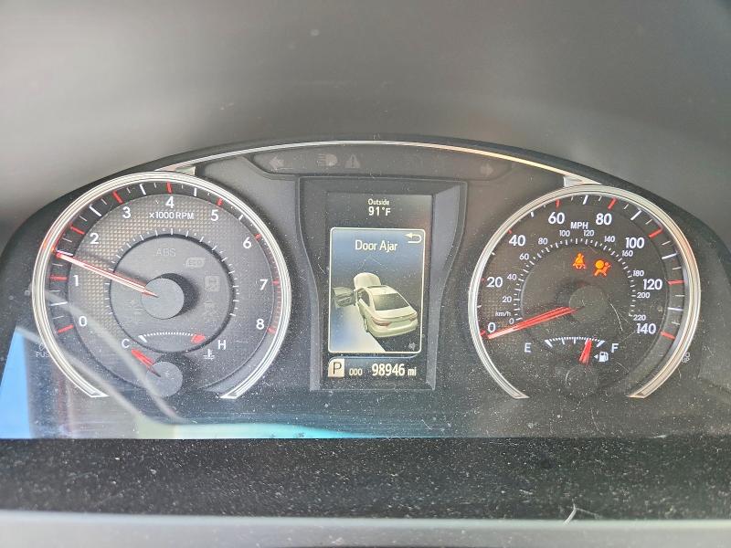 71426936 :رقم المزاد ، 4T1BF1FK4HU771809 vin ، 2017 Toyota Camry مزاد بيع