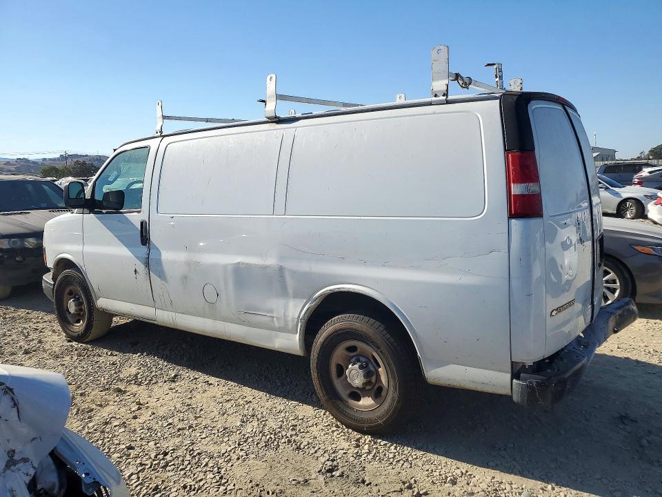 72246026 :رقم المزاد ، 1GCWGAFG3L1145225 vin ، 2020 Chevrolet Express G2500 مزاد بيع
