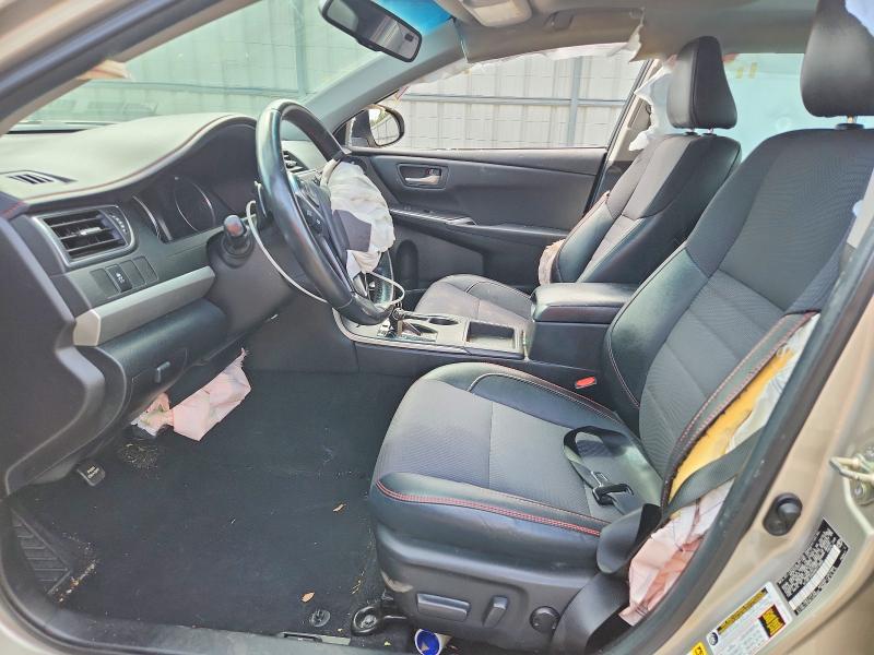 71426936 :رقم المزاد ، 4T1BF1FK4HU771809 vin ، 2017 Toyota Camry مزاد بيع