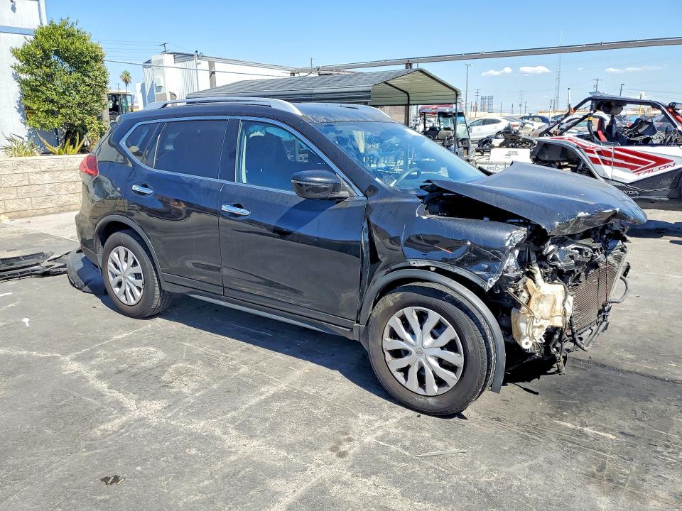 Продажа на аукционе авто 2017 Nissan Rogue, vin: JN8AT2MT0HW390476, номер лота: 71687006