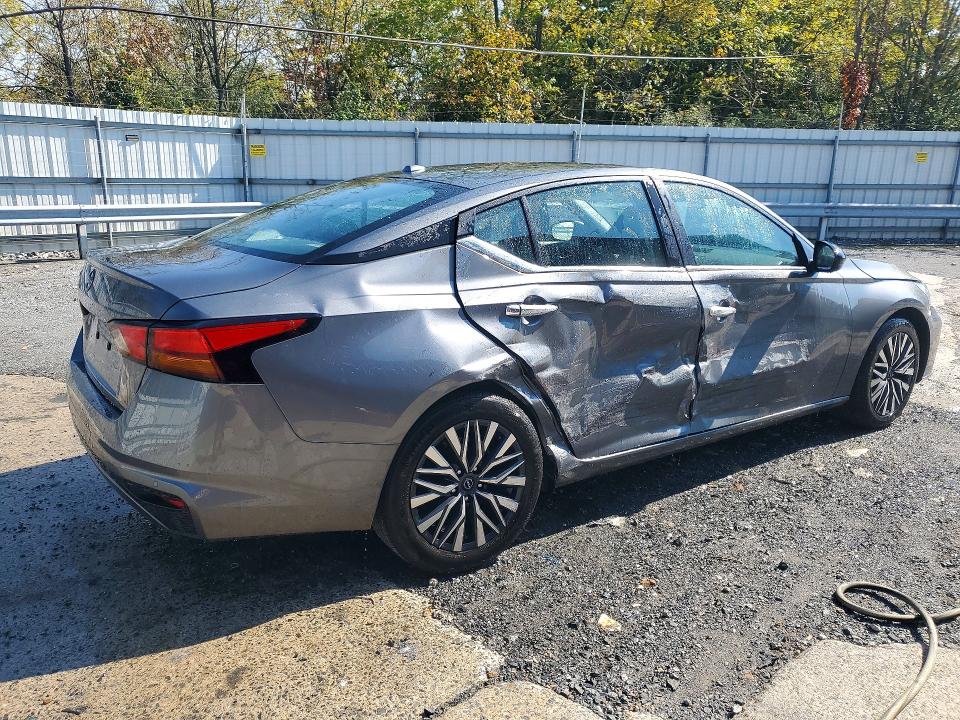 2025 Nissan Altima მანქანა იყიდება აუქციონზე, vin: 1N4BL4DV5SN389520, აუქციონის ნომერი: 72696106