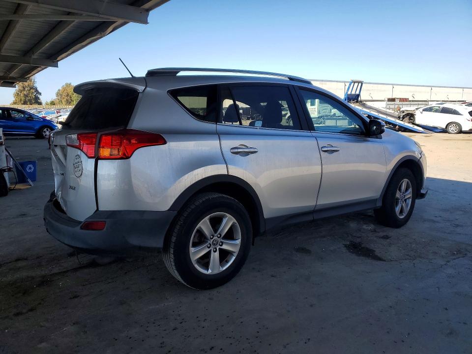 Продаж на аукціоні авто 2015 Toyota Rav4, vin: 2T3WFREV1FW189831, номер лоту: 71501006