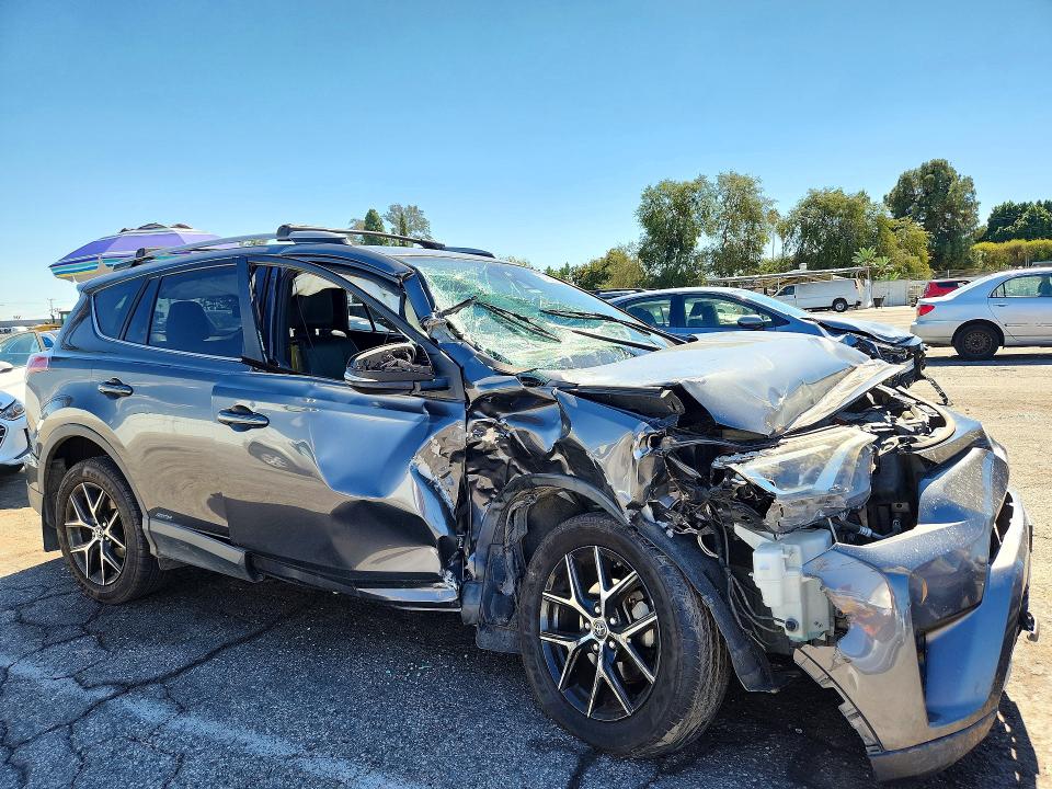 Продаж на аукціоні авто 2018 Toyota Rav4 Hv, vin: JTMJJREV6JD171873, номер лоту: 71813126