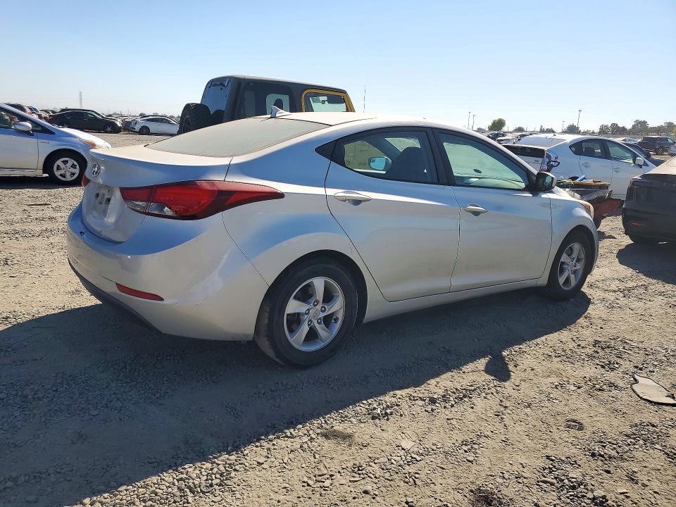 71097026 :رقم المزاد ، 5NPDH4AE0FH646386 vin ، 2015 Hyundai Elantra مزاد بيع