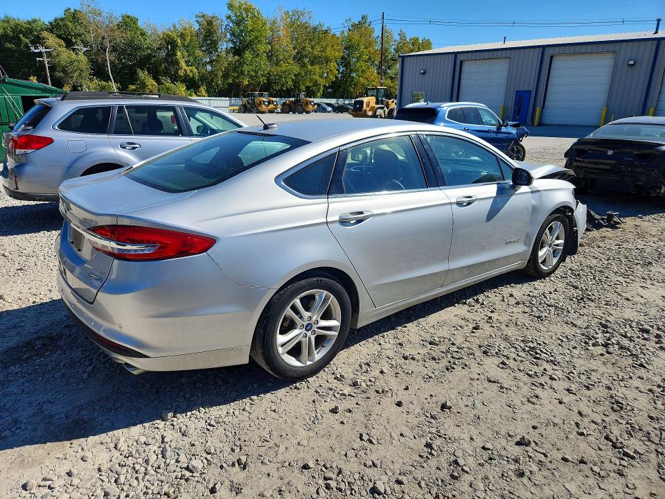 2018 Ford Fusion მანქანა იყიდება აუქციონზე, vin: 3FA6P0LU7JR254977, აუქციონის ნომერი: 71083406