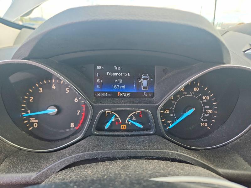71462656 :رقم المزاد ، 1FMCU0J96HUA57995 vin ، 2017 Ford Escape مزاد بيع