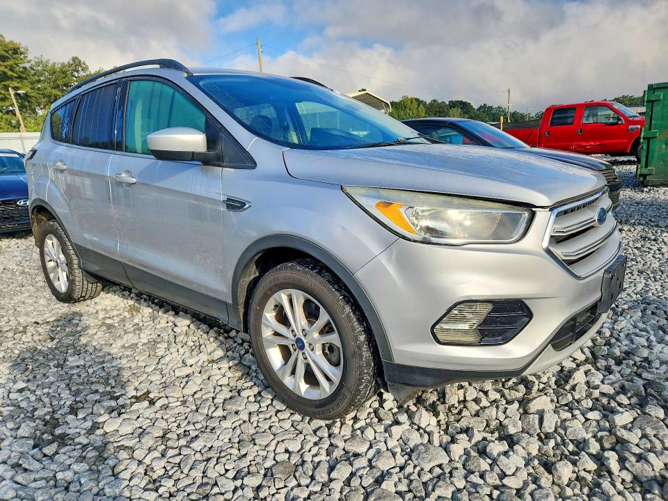 2018 Ford Escape მანქანა იყიდება აუქციონზე, vin: 1FMCU9GD9JUA50318, აუქციონის ნომერი: 71654786
