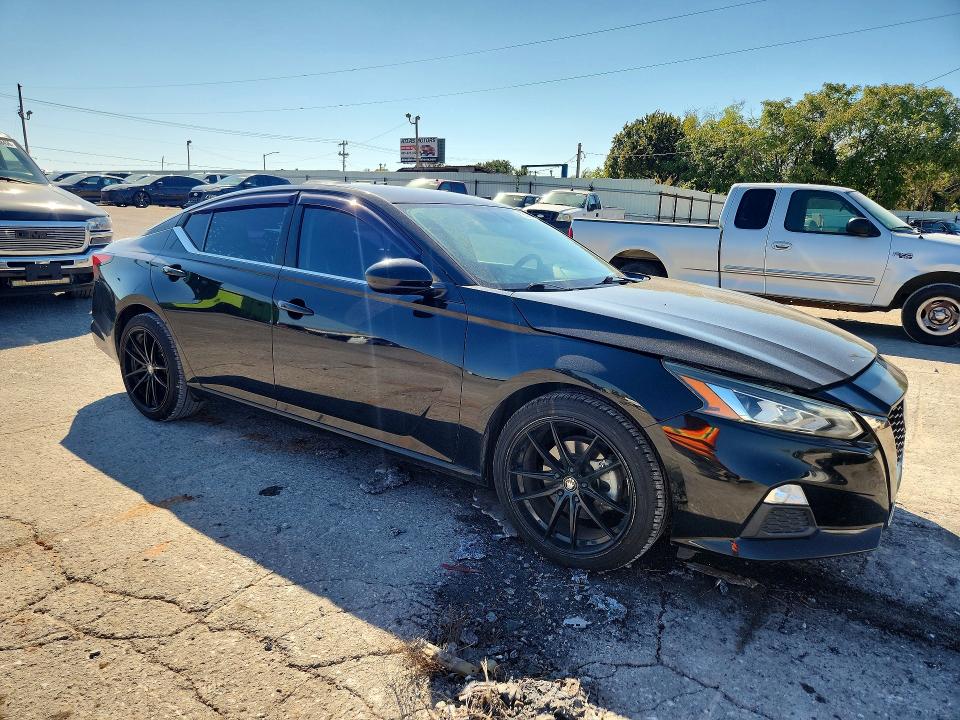Продажа на аукционе авто 2019 Nissan Altima, vin: 1N4BL4CV9KC172257, номер лота: 72539086
