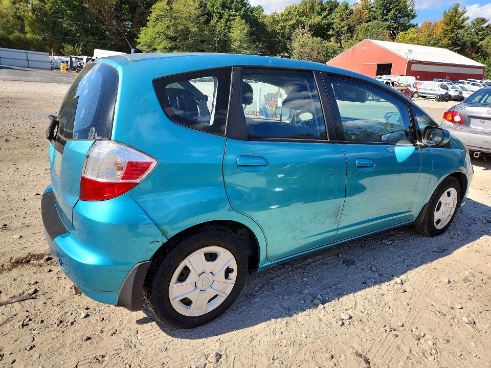 2013 Honda Fit მანქანა იყიდება აუქციონზე, vin: JHMGE8H35DC048321, აუქციონის ნომერი: 72429876