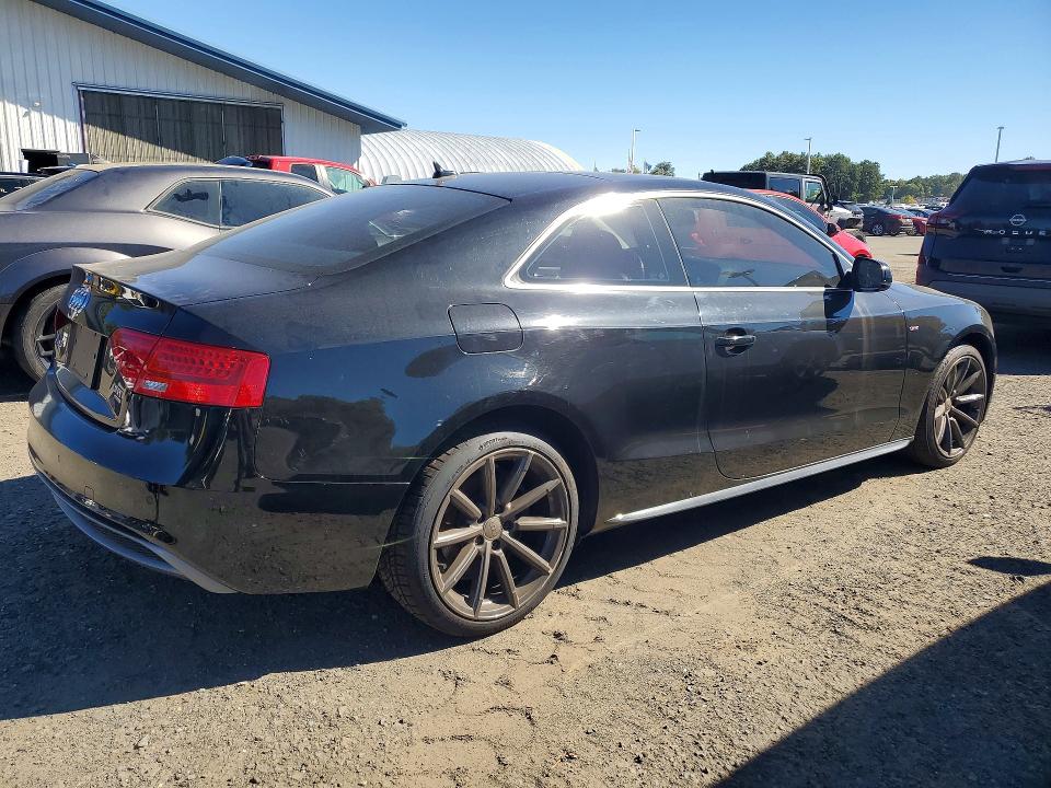 2015 Audi A5 მანქანა იყიდება აუქციონზე, vin: WAUMFAFR8FA004972, აუქციონის ნომერი: 71904676
