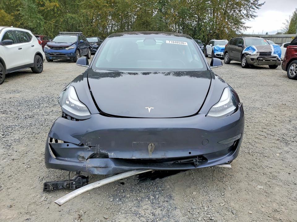 Продажа на аукционе авто 2018 Tesla Model 3, vin: 5YJ3E1EB9JF185361, номер лота: 71848536