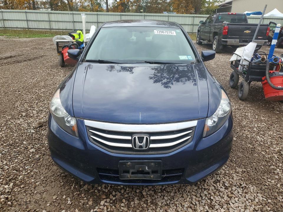2011 Honda Accord მანქანა იყიდება აუქციონზე, vin: 1HGCP2F49BA152663, აუქციონის ნომერი: 72967076