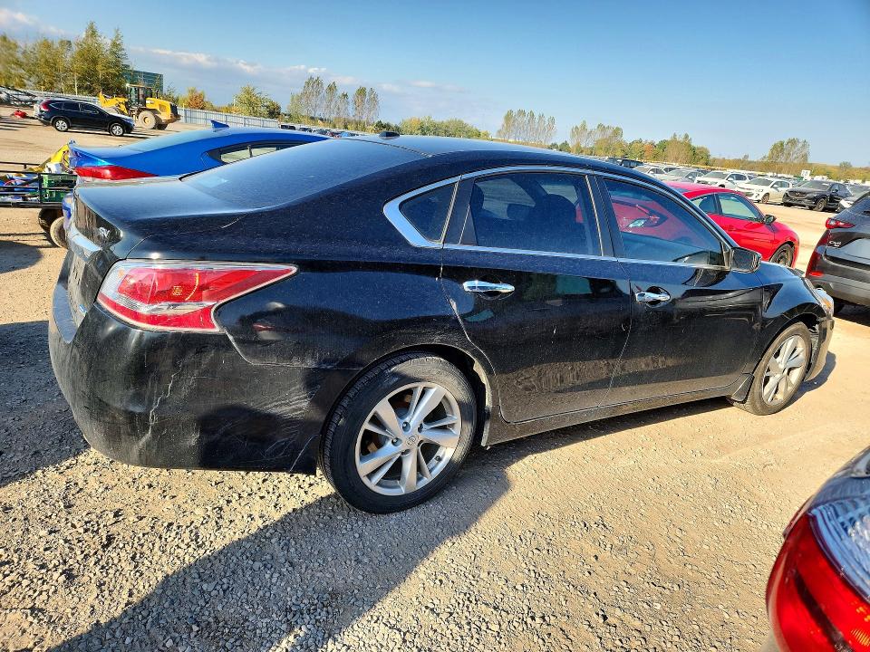 Продажа на аукционе авто 2015 Nissan Altima, vin: 1N4AL3AP2FN891449, номер лота: 71585116