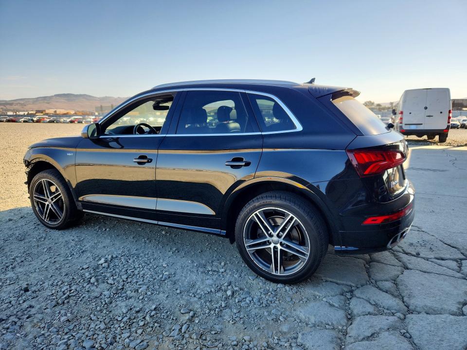 71409116 :رقم المزاد ، WA1A4AFY6J2197980 vin ، 2018 Audi Sq5 مزاد بيع