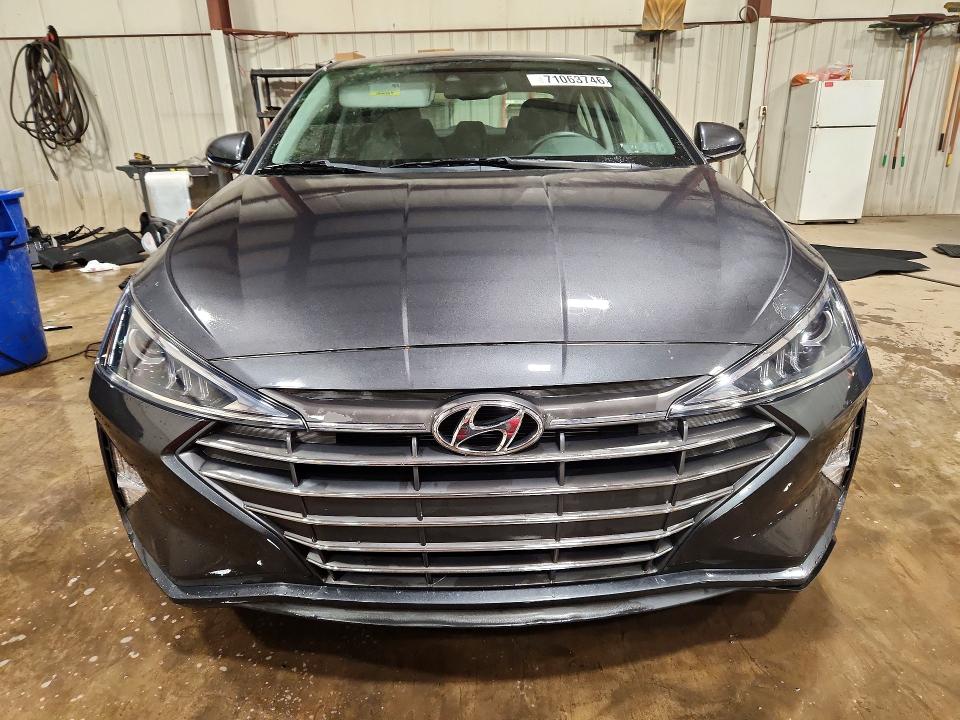 2020 Hyundai Elantra მანქანა იყიდება აუქციონზე, vin: 5NPD84LF4LH623856, აუქციონის ნომერი: 71063746