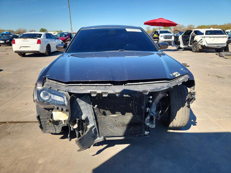 2016 Chrysler 300 მანქანა იყიდება აუქციონზე, vin: 2C3CCABG9GH224320, აუქციონის ნომერი: 71772716