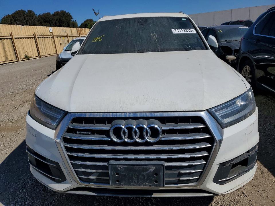 71712916 :رقم المزاد ، WA1AAAF75HD004698 vin ، 2017 Audi Q7 مزاد بيع