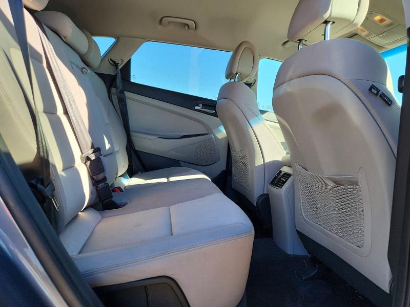 2017 Hyundai Tucson მანქანა იყიდება აუქციონზე, vin: KM8J3CA27HU419251, აუქციონის ნომერი: 71663066