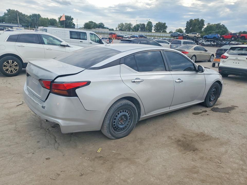 2019 Nissan Altima მანქანა იყიდება აუქციონზე, vin: 1N4BL4BV3KC242899, აუქციონის ნომერი: 71270836