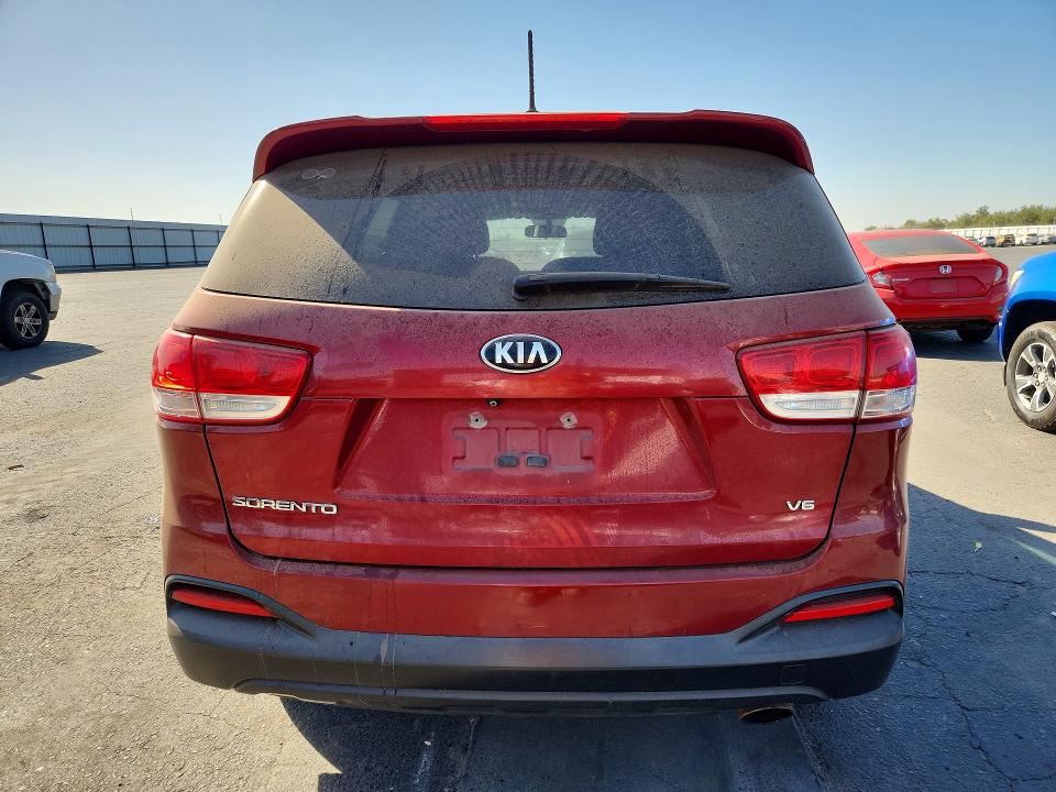 2016 Kia Sorento მანქანა იყიდება აუქციონზე, vin: 5XYPGDA53GG176234, აუქციონის ნომერი: 70903446