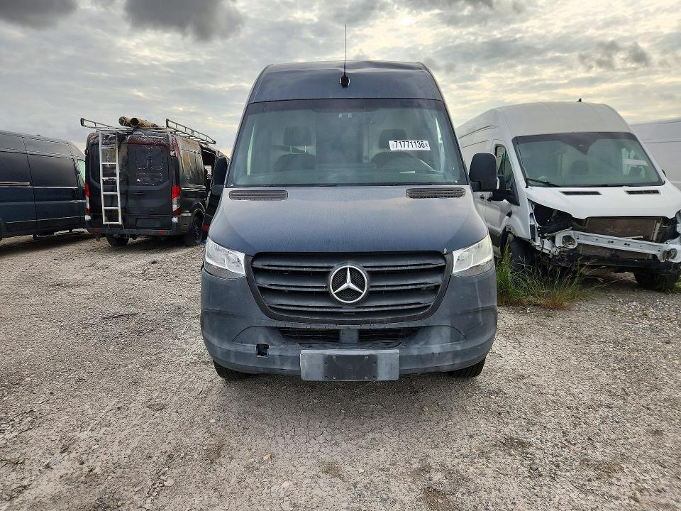 Продажа на аукционе авто 2019 Mercedes-benz Sprinter, vin: WD4PF0CD5KP104978, номер лота: 71771136
