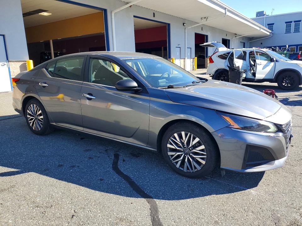 2024 Nissan Altima მანქანა იყიდება აუქციონზე, vin: 1N4BL4DV5RN430268, აუქციონის ნომერი: 72107496
