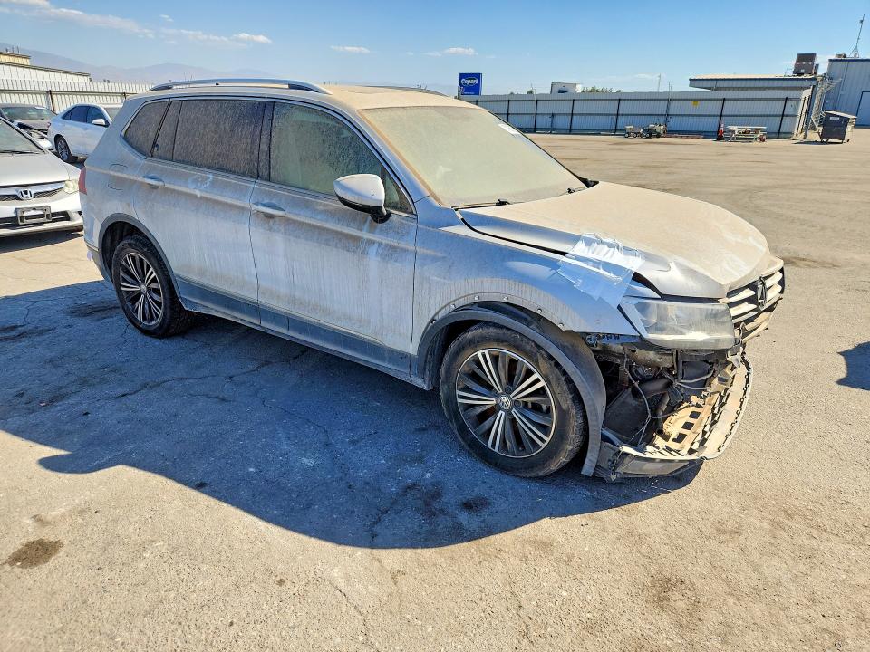 Продажа на аукционе авто 2019 Volkswagen Tiguan, vin: 3VV2B7AXXKM050347, номер лота: 71851506