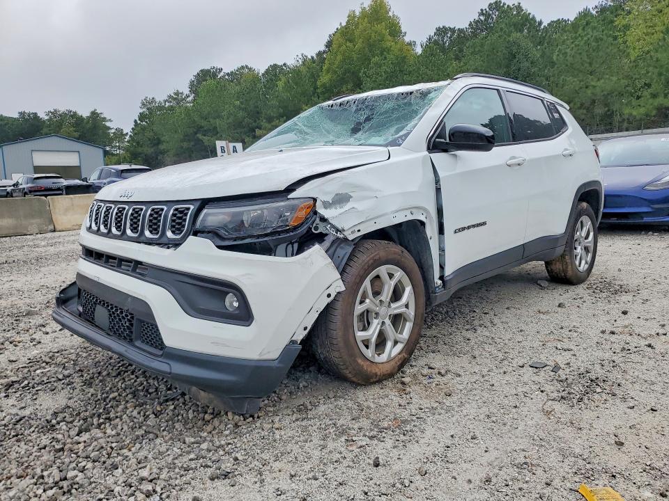 70512106 :رقم المزاد ، 3C4NJDBN8RT109812 vin ، 2024 Jeep Compass مزاد بيع