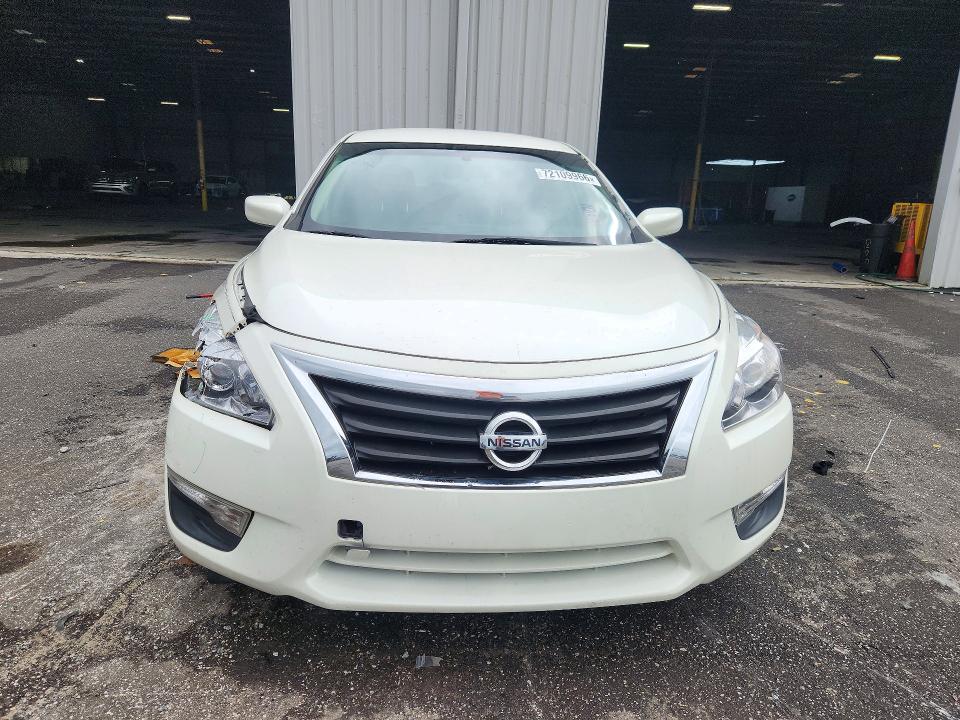 2015 Nissan Altima მანქანა იყიდება აუქციონზე, vin: 1N4AL3AP0FC463214, აუქციონის ნომერი: 72109966