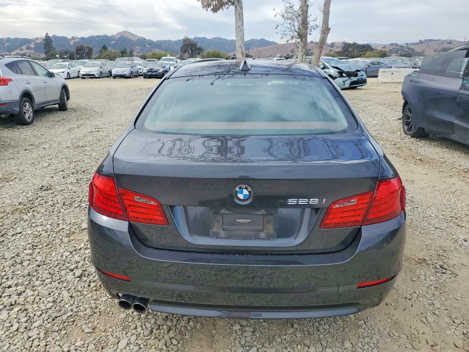 Продаж на аукціоні авто 2011 Bmw 528, vin: WBAFR1C59BC749326, номер лоту: 71224356