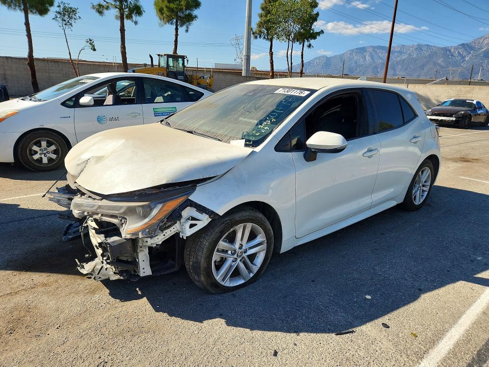 2019 Toyota Corolla Hatchback მანქანა იყიდება აუქციონზე, vin: JTNK4RBE3K3057090, აუქციონის ნომერი: 71301176