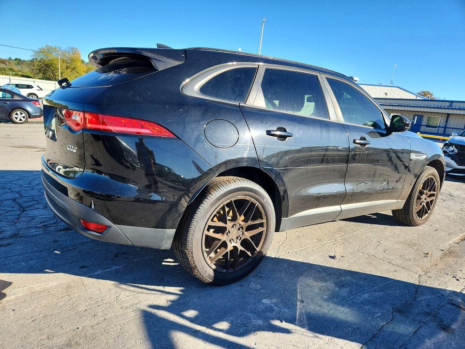 71366206 :رقم المزاد ، SADCJ2FN3JA241866 vin ، 2018 Jaguar F-pace مزاد بيع
