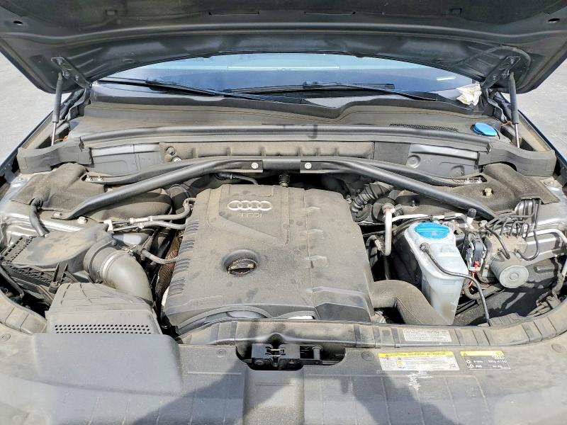 71607756 :رقم المزاد ، WA1CFAFP2FA011553 vin ، 2015 Audi Q5 مزاد بيع