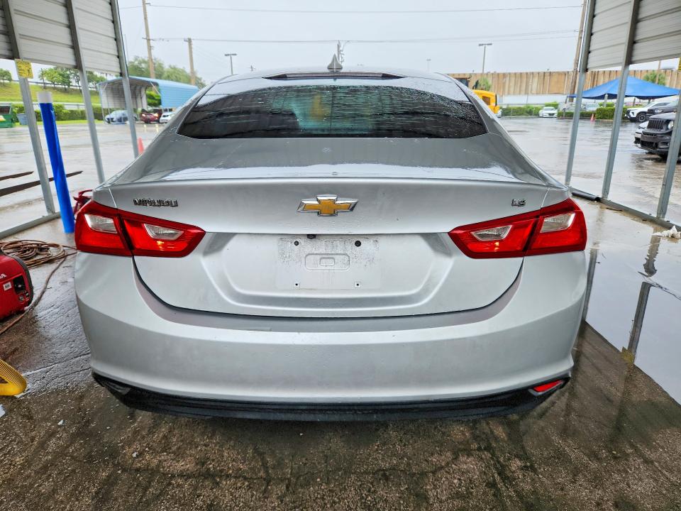 71429396 :رقم المزاد ، 1G1ZE5ST6HF200895 vin ، 2017 Chevrolet Malibu مزاد بيع