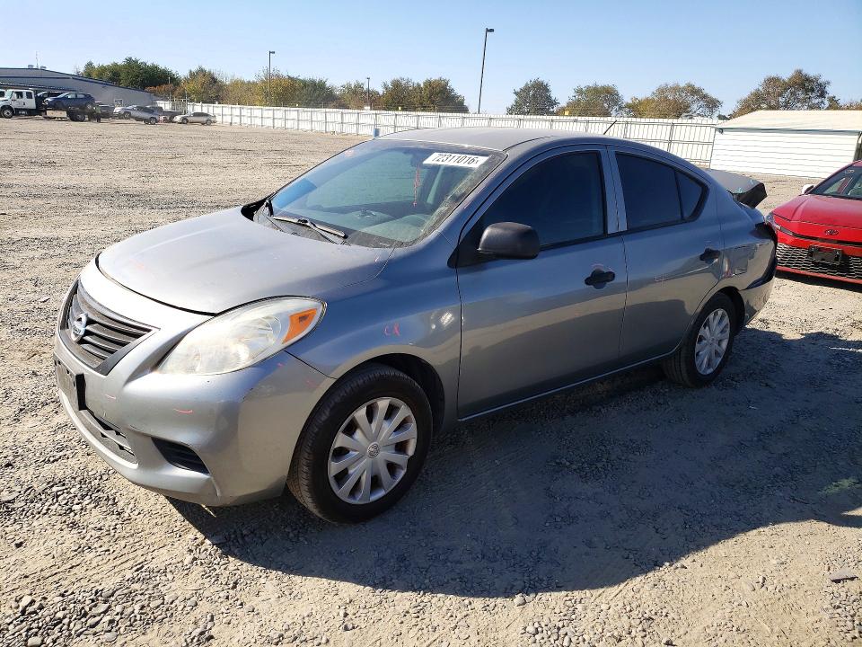 Auction sale of the 2014 Nissan Versa, vin: 3N1CN7AP1EL824699, lot number: 72311016