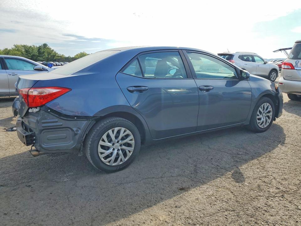 70784926 :رقم المزاد ، 2T1BURHE3HC758689 vin ، 2017 Toyota Corolla مزاد بيع