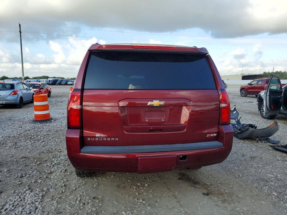 72425046 :رقم المزاد ، 1GNSKHKC0JR353545 vin ، 2018 Chevrolet Suburban مزاد بيع