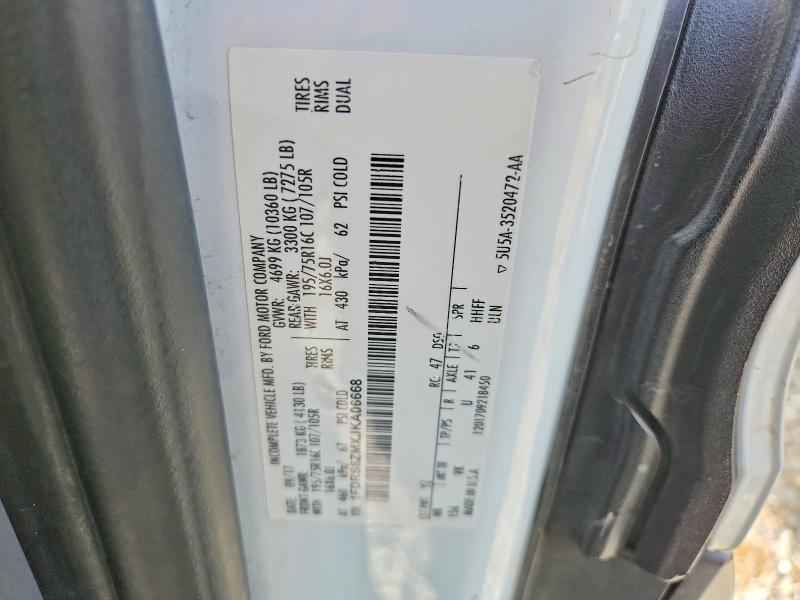 71092296 :رقم المزاد ، 1FDRS8ZMXJKA06668 vin ، 2018 Ford Transit مزاد بيع