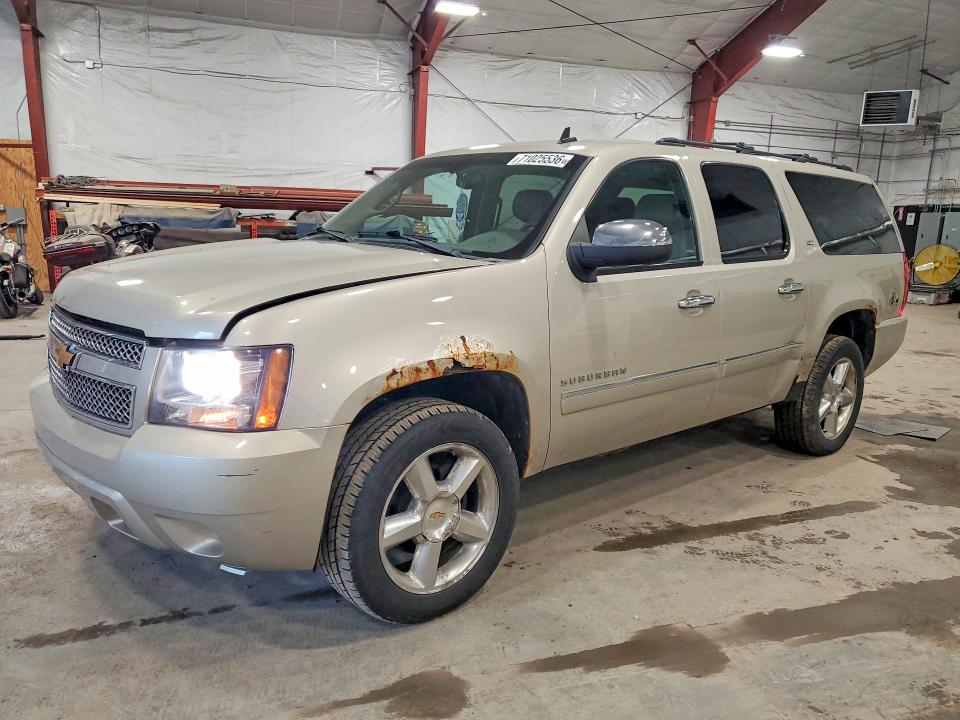 71025536 :رقم المزاد ، 1GNSKKE74DR283032 vin ، 2013 Chevrolet Suburban مزاد بيع