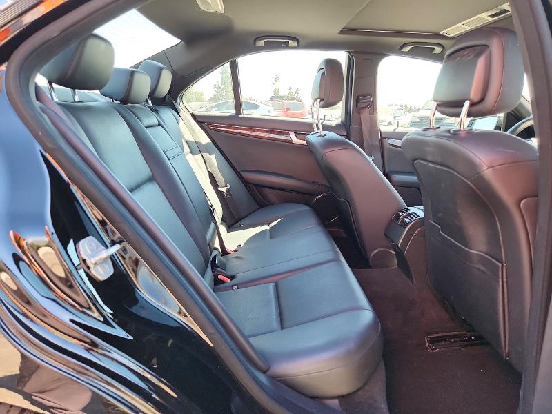72330766 :رقم المزاد ، WDDGF4HB7CA623405 vin ، 2012 Mercedes-benz C مزاد بيع