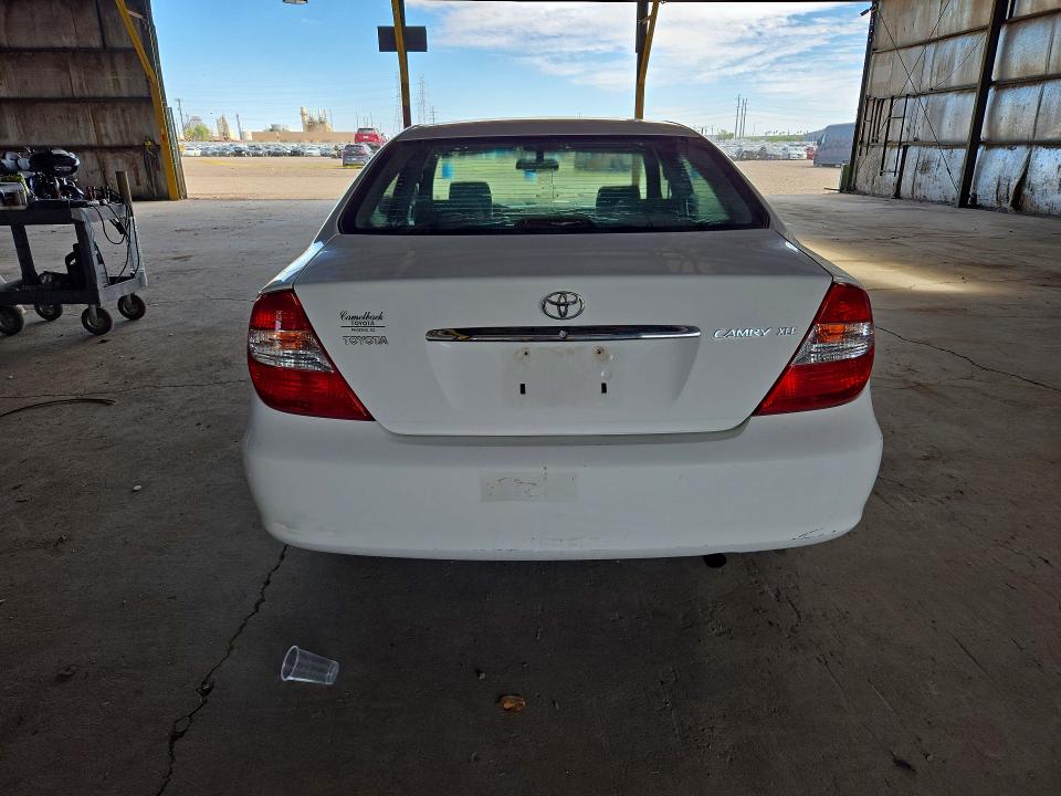 70566476 :رقم المزاد ، 4T1BE30K83U247899 vin ، 2003 Toyota Camry مزاد بيع