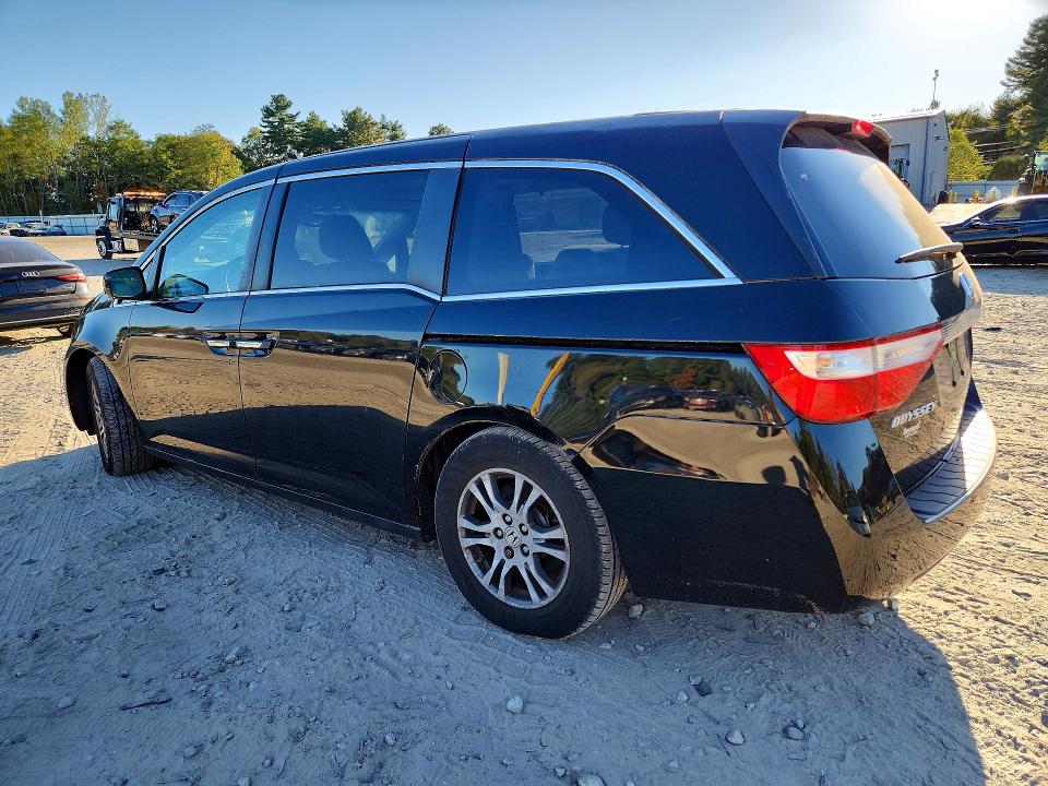 72042586 :رقم المزاد ، 5FNRL5H67BB064383 vin ، 2011 Honda Odyssey مزاد بيع