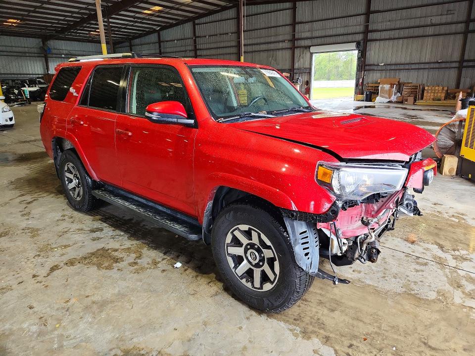 2018 Toyota 4runner მანქანა იყიდება აუქციონზე, vin: JTEBU5JR0J5488325, აუქციონის ნომერი: 71994046
