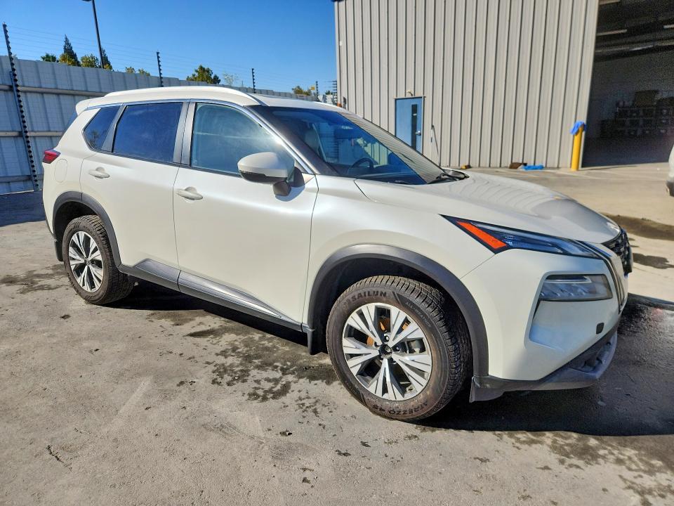 Продаж на аукціоні авто 2022 Nissan Rogue, vin: JN8BT3BB5NW337661, номер лоту: 70659956
