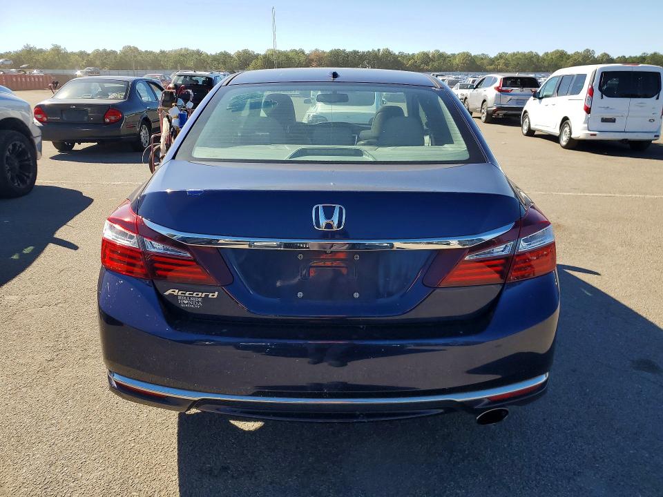 Продажа на аукционе авто 2016 Honda Accord, vin: 1HGCR2F81GA194801, номер лота: 70601726