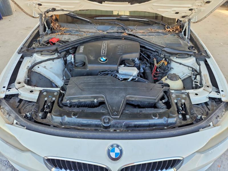 2014 Bmw 328 მანქანა იყიდება აუქციონზე, vin: WBA3A5C58EP600680, აუქციონის ნომერი: 71432946