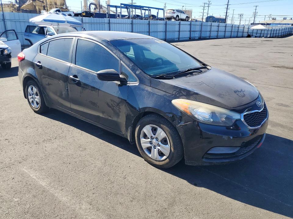 72394536 :رقم المزاد ، KNAFK4A67F5421334 vin ، 2015 Kia Forte مزاد بيع