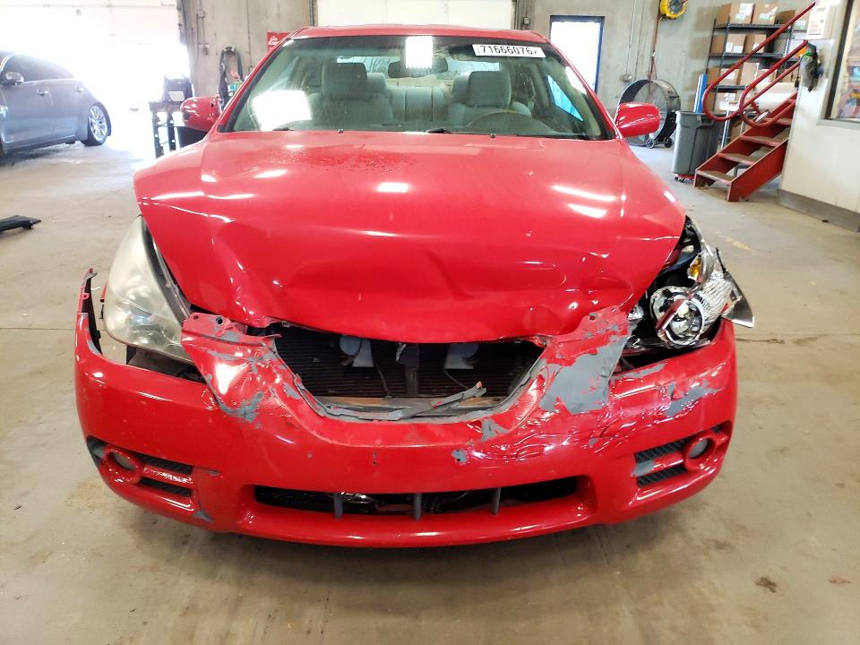 71666076 :رقم المزاد ، 4T1CE30PX7U760674 vin ، 2007 Toyota Camry Solara مزاد بيع