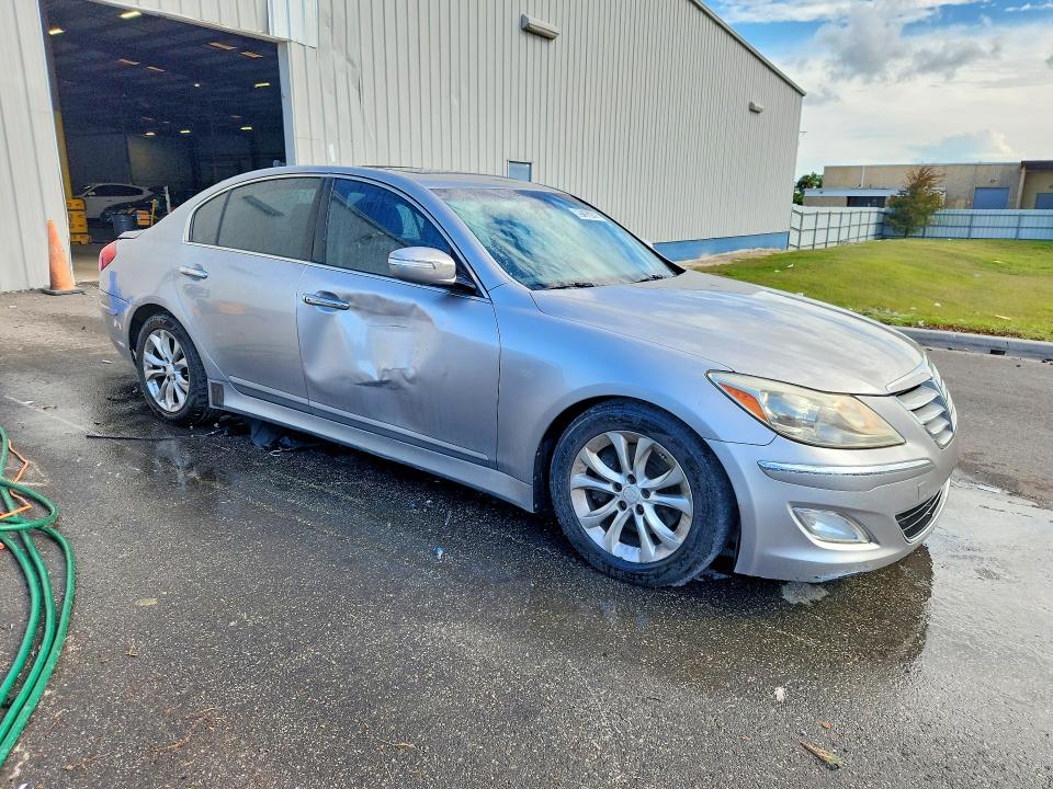 2013 Hyundai Genesis მანქანა იყიდება აუქციონზე, vin: KMHGC4DD6DU249942, აუქციონის ნომერი: 69155246